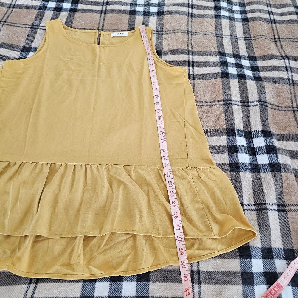 Womens tops  - Picture 5 of 8